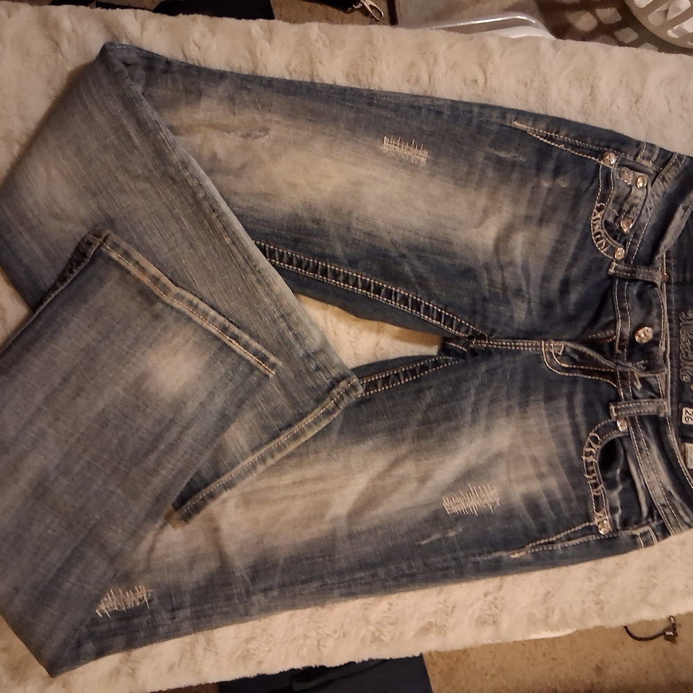 Miss Me Blue Relaxed Jeans Distressed Style